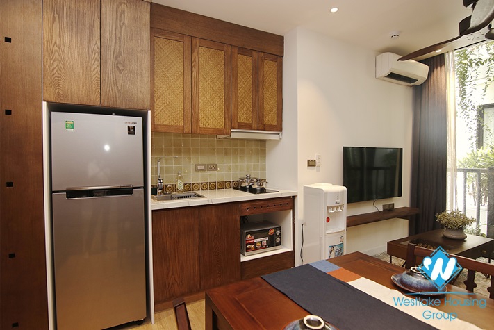 One bedroom apartment for rent in Hoan Kiem district, near Cua Dong street