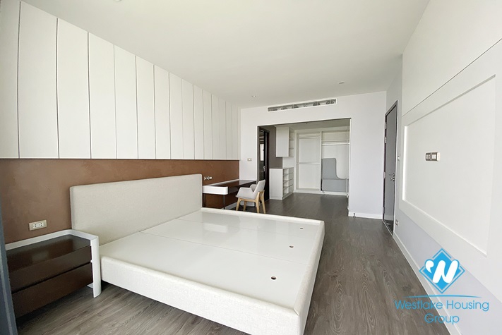 High-end, gorgeous penthouse apartment for rent in Diplomatic Compound 
