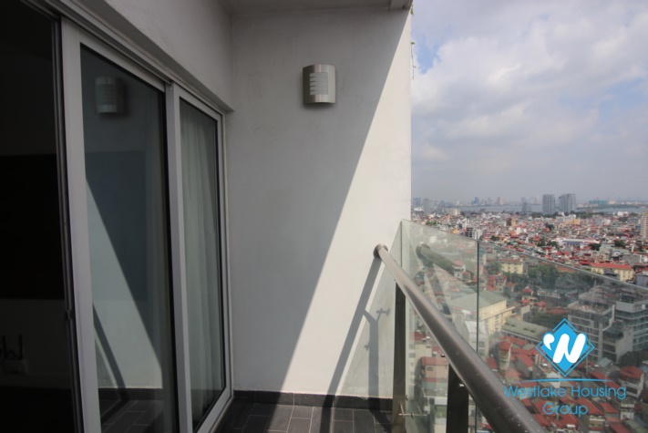 A Luxury High-End 4 bedrooms apartment for rent in Lancaster