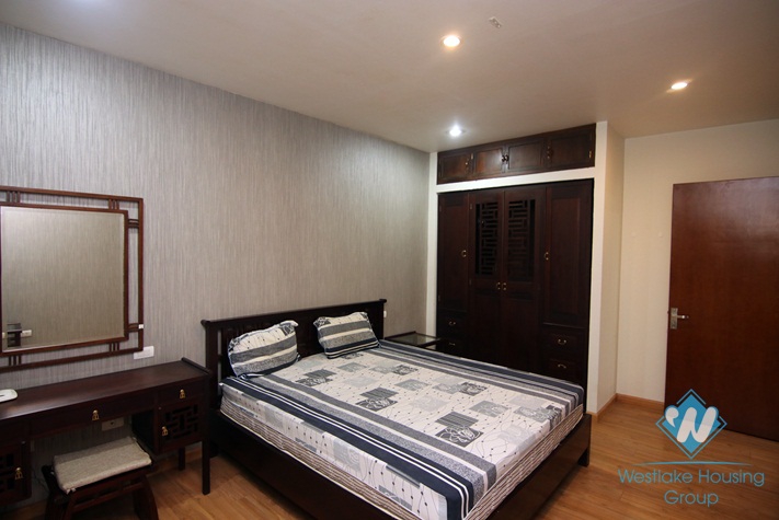 An affordable 1 bedroom apartment for rent in Truc Bach area, Ha noi
