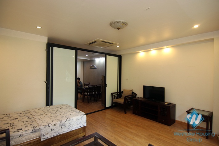 An affordable 1 bedroom apartment for rent in Truc Bach area, Ha noi