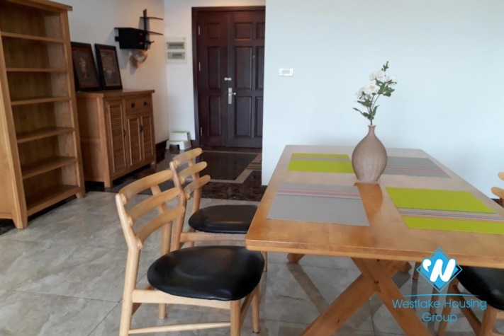  Superior 2 Bedroom Apartment in Platinum Building for rent