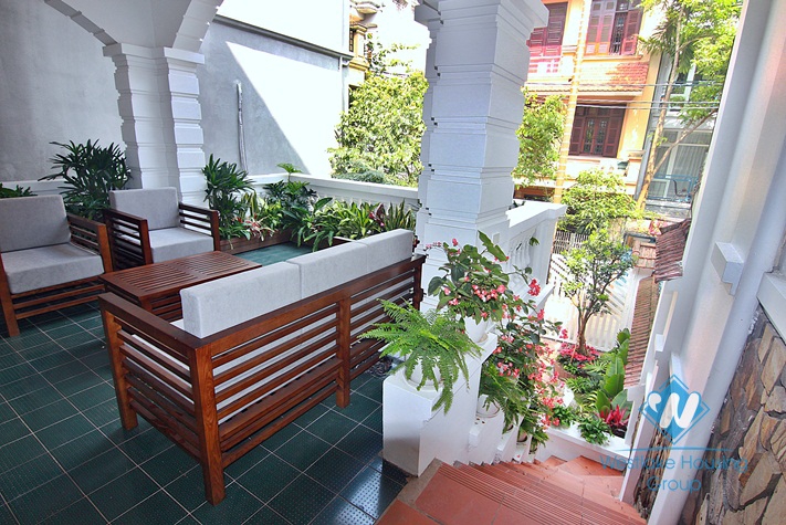Renovated French villa for rent in Tay Ho, high ceiling, lots of outside space