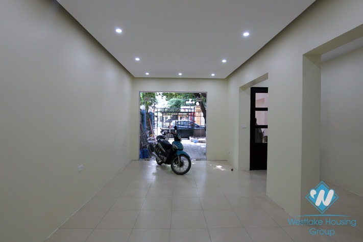 Good space for rent in Tay ho for cafe, restaurant