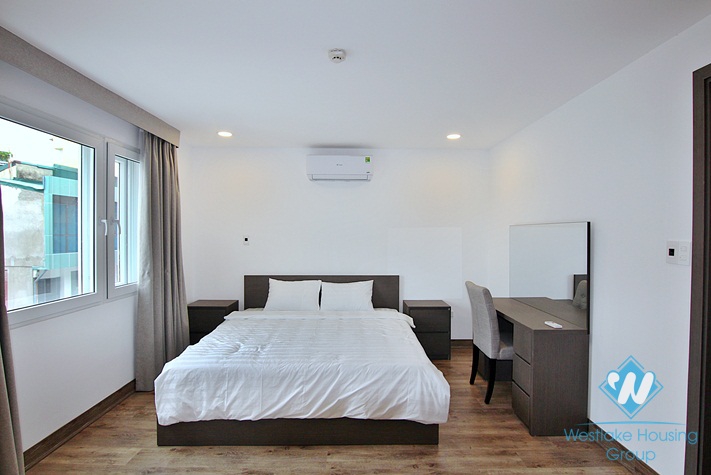 Beautiful and modern 3 bedroom apartment for rent in To ngoc van, Tay ho, Ha noi
