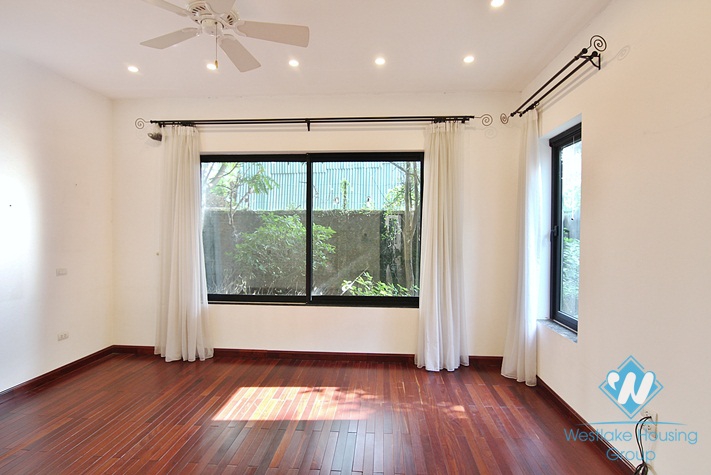 Garden house for rent in Dang Thai Mai Street, Tay Ho, Hanoi