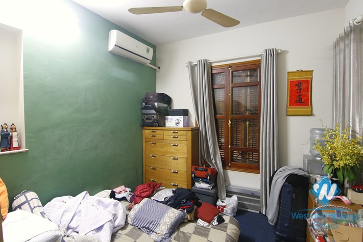 A three-bedroom house with a yard on Thuy Khue street, Ba Dinh