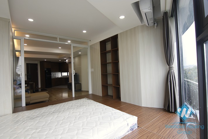 Lake view 2 bedrooms apartment for rent in Tran Vu, Truc Bach