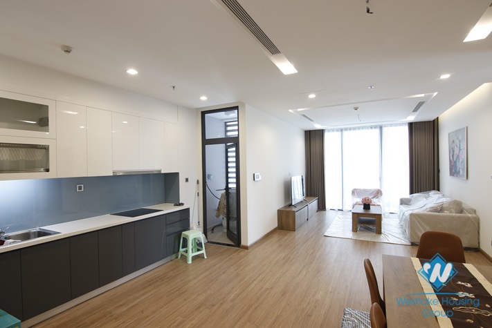 Brand new 03 bedrooms apartment for rent in Vinhome Metropolis, Ba Dinh