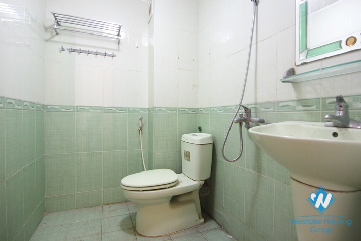 Unfurnished house for rent in Dang Thai Mai street, Tay Ho, Hanoi