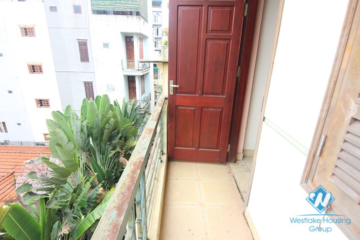 Unfurnished house for rent in Dang Thai Mai street, Tay Ho, Hanoi