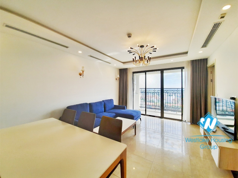 Modern 3 bedroom apartment for rent in Xuan Dieu, City view