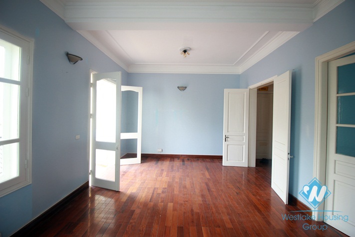 Beautiful 5 bedroom house  in To Ngoc Van Tay Ho