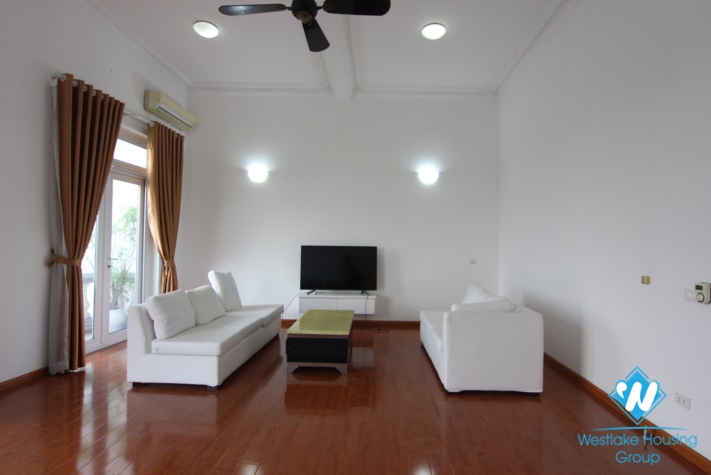 Spacious 3 bedroom apartment available for rent on Xuan Dieu street, Tay Ho, Hanoi.