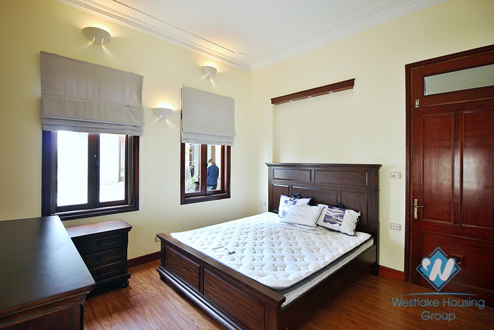 Lake view house with 5 bedrooms in Tay Ho