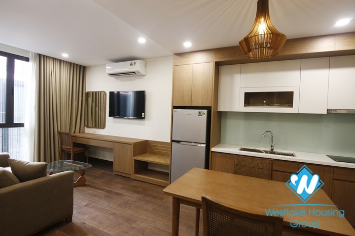 An excellent quality studio apartment for rent on Lieu Giai street.