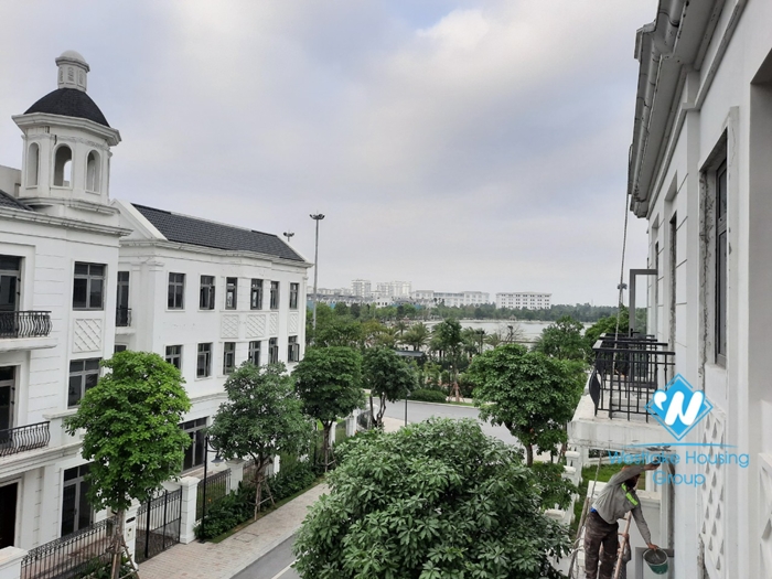 House for rent with modern new interior in Vinhomes Harmony Hanoi