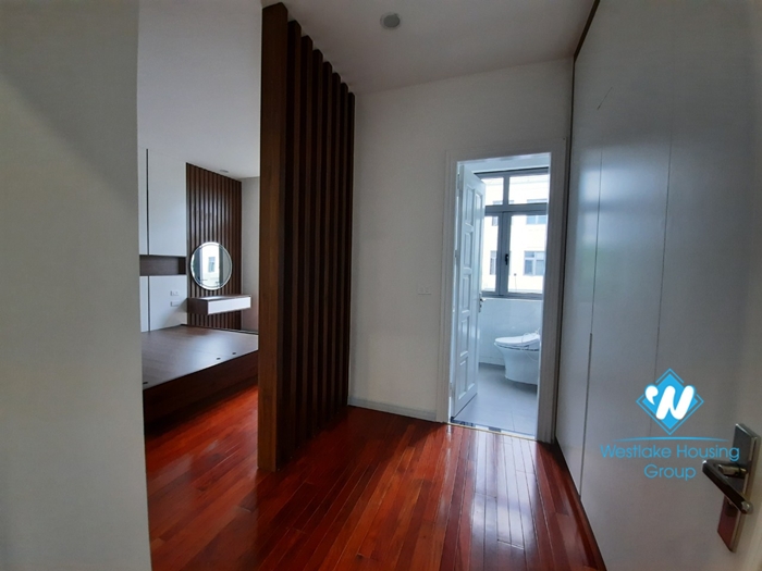 House for rent with modern new interior in Vinhomes Harmony Hanoi