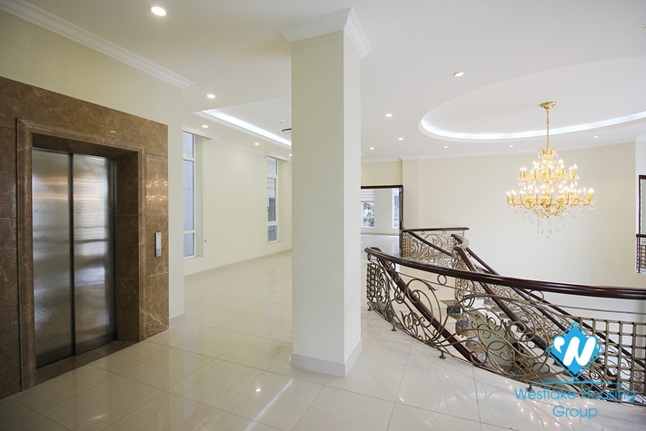A massive villa greatly for Embassy office on Vuon Dao Compound