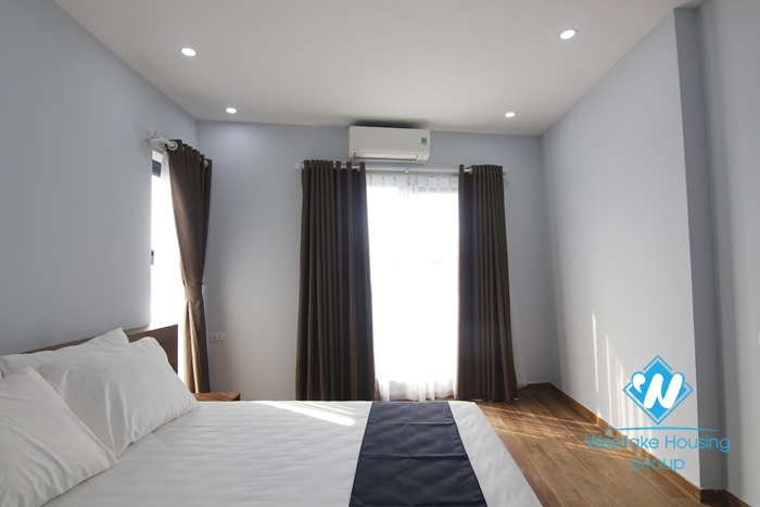 Spacious two bedrooms apartment for rent in Hoang Hoa Tham, Ba Dinh