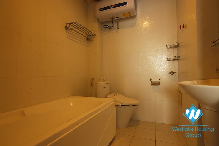 An affordable price 2 bedrooms apartment for rent in Dao Tan, Ba Dinh
