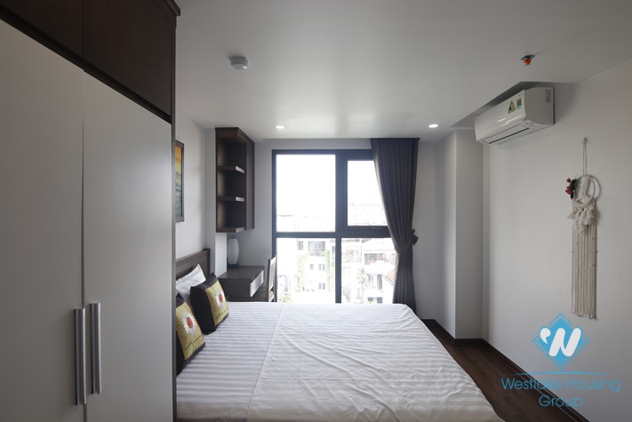 High floor serviced apartment for rent in Kim Ma Thuong, Ba Dinh