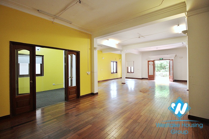 Enormous 5 bedroom villa for rent on the main street To Ngoc Van