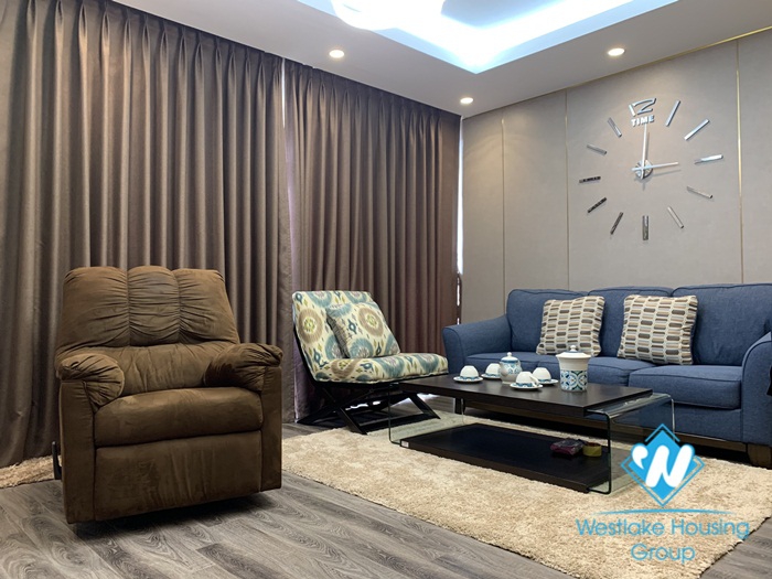 A beautiful and modern apartment for rent in HongKong Tower, Dong Da District.