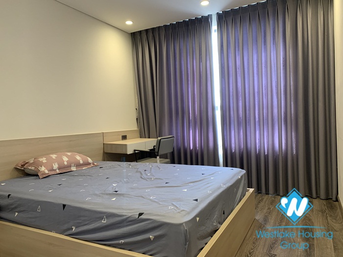 A beautiful and modern apartment for rent in HongKong Tower, Dong Da District.