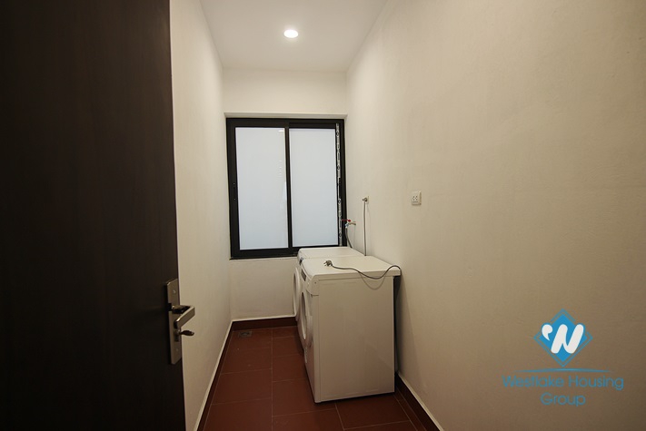 Nice view apartment for rent in Xom Chua Dang, Thai Mai, Tay Ho District