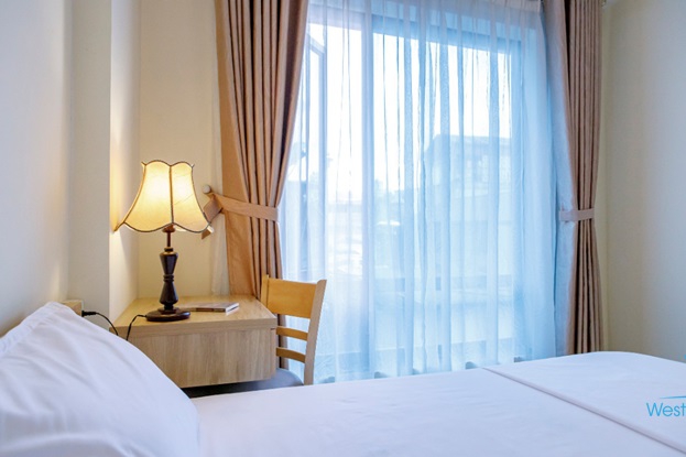 Well-furnished 2 bedroom apartment for rent on Giang Vo street
