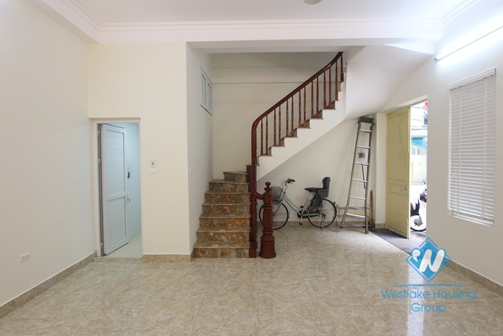 A cosy house for rent in Tay Ho, Ha Noi
