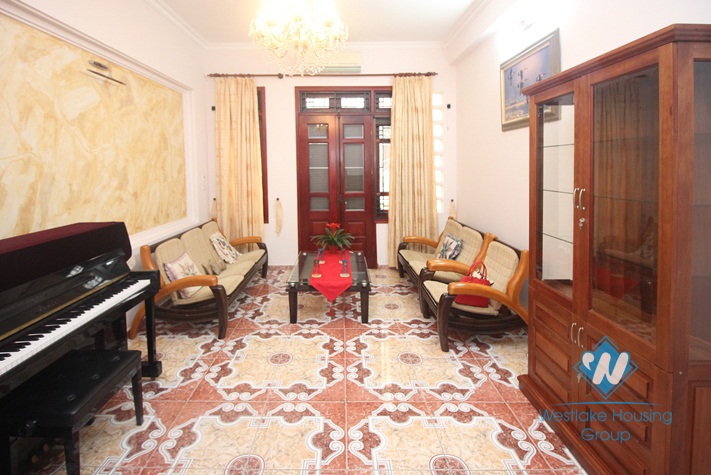 House for rent in Ba Dinh, Ha Noi with walking distance to Lottle center.