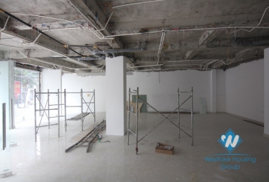 Office in main street with good location for rent in Tay Ho