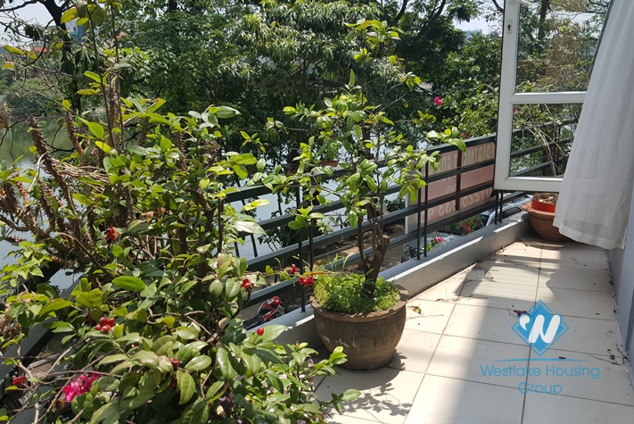 A picturesque 2 bedroom apartment for rent in Truc Bach Island, Ba Dinh