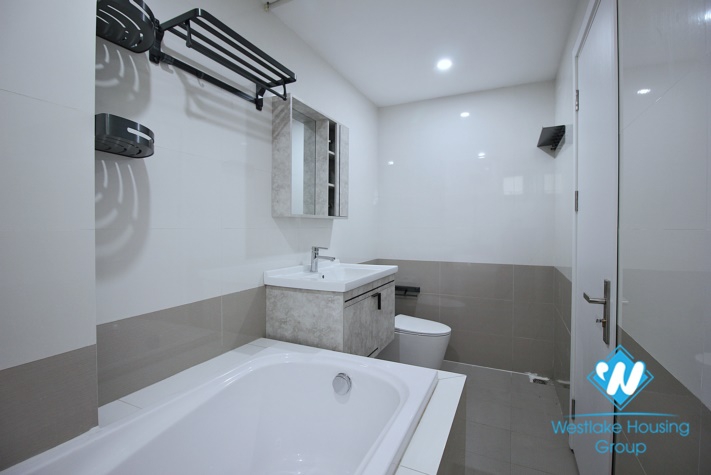  A bright, brand new 1 bedroom apartment for rent on Tay Ho street