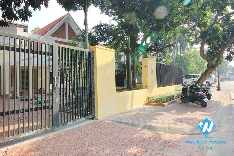 An ambassador villa with garden for rent in Ho Tay Villa Compound