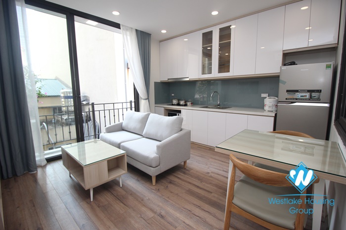 Bright one bedroom apartment for rent in Lieu Giai, Ba Dinh