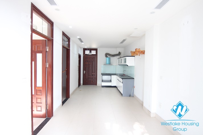 Good house for office, shop for rent in Yen phu, Tay ho, Hanoi