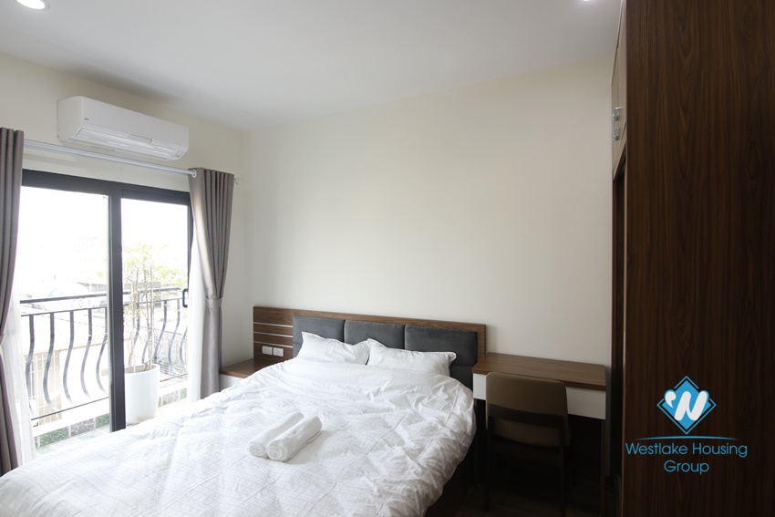 Brand new 2 bedrooms apartment for rent in Dao Tan, Ba Dinh