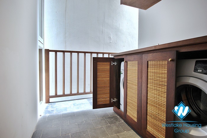 Gorgeous 3 bedroom apartment with lake view in Dang thai mai, Tay ho, Ha noi