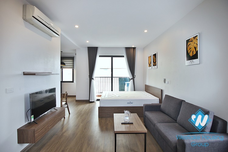 An affordable price studio for rent in Dang Thai Mai st, Tay Ho
