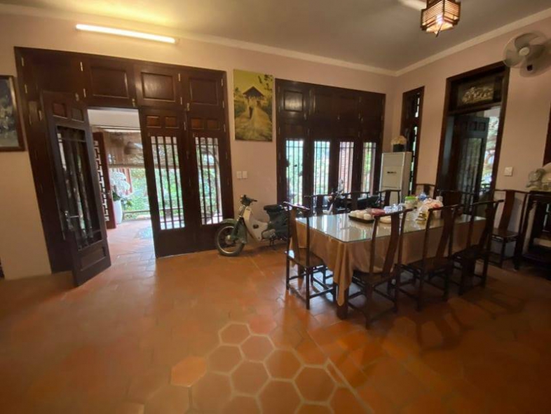 Ancient architecture villa with huge garden for rent in Tay Ho District