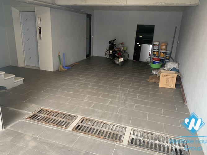 Brand new office for rent in Au Co street, Tay Ho