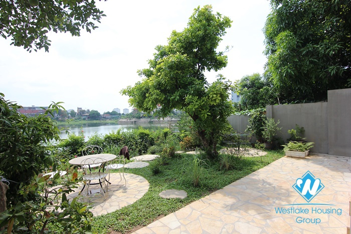 Nice 1 bedroom apartment  with lakeview for rent in Au Co st, Tay Ho area.