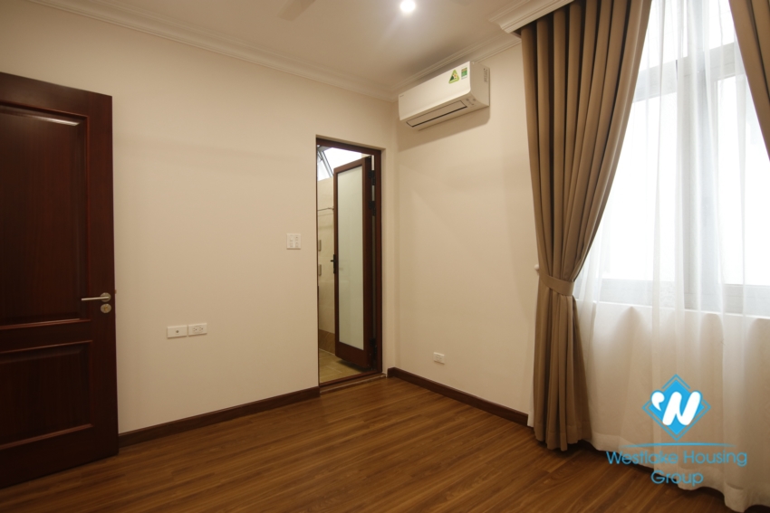 Newly completed four-bedroom townhouse for rent in Vinhome Harmony