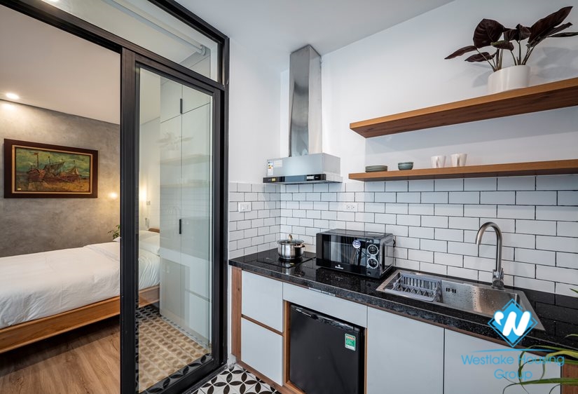 Studio apartment for rent in Hoan Kiem district.