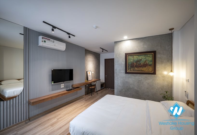 Studio apartment for rent in Hoan Kiem district.