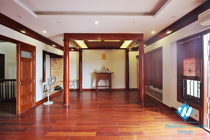 A spacious house for office, restaurants in Au co, Tay ho