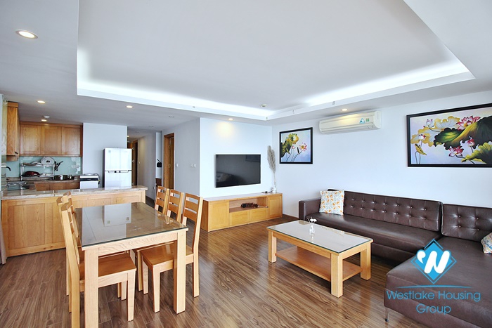 A beautiful lake view 2 bedroom apartment for rent in Nhat chieu, Tay ho